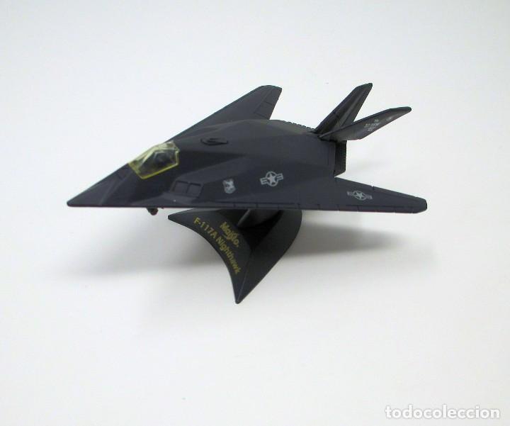 Maquetas: Avi&oacute;n de combate de Maisto - F-117A Nighthawk. - Foto 1