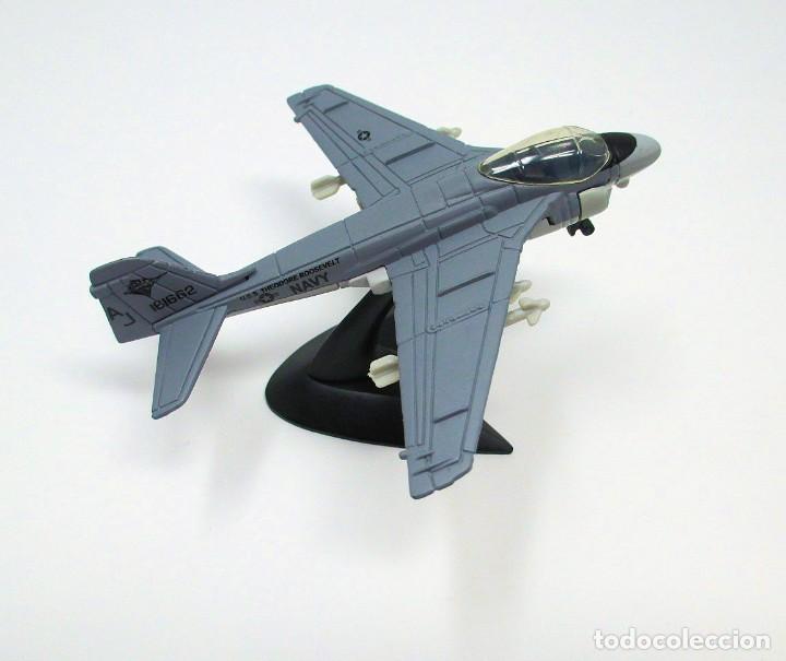Maquetas: Avi&oacute;n de combate de Maisto - A-6E Intruder. - Foto 3