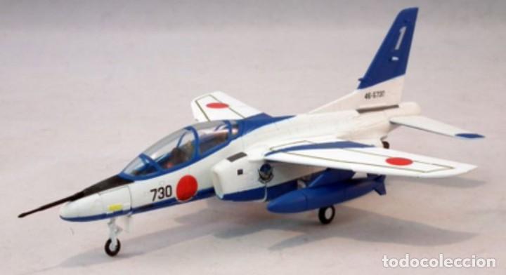 Maquetas: Kawasaki T-4 Jap&oacute;n (1/100) - Foto 1