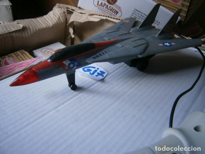 Maquetas: AVION DE GUERRA CON MANDO - Foto 1