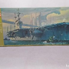 Maquetas: U. S. S. INDEPENDENCE AIRCRAFT CARRIER 1/542 REVELL. AÑO 1966. NUEVO.. Lote 249123260