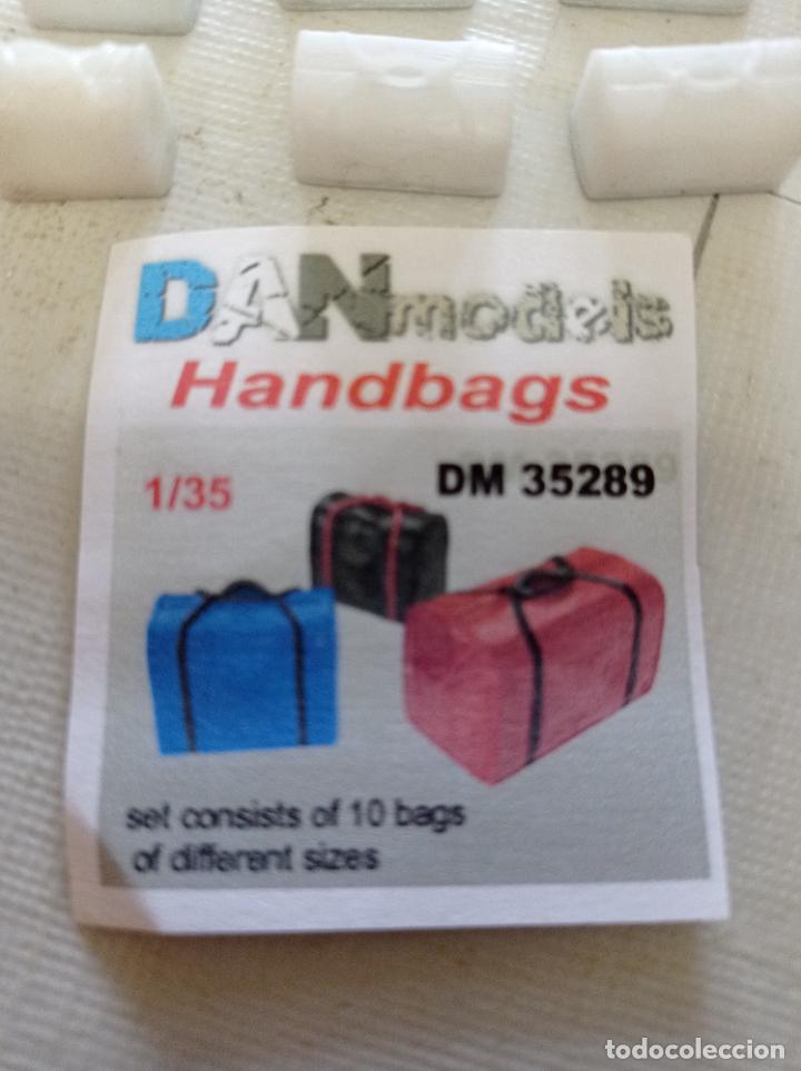 Maquetas: DAN MODELS - HANDBAGS 10 PIEZAS 1/35 35289 - Foto 1