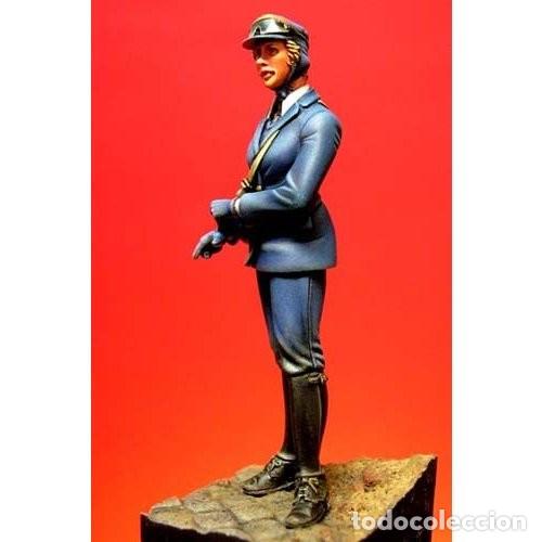 Maquetas: WRNS despatch rider INGLESA WWII YAHOO! 1/35 - Foto 1