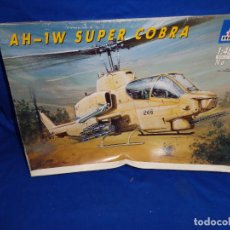 Maquetas: ITALERI - MAQUETA HELICOPTERO AH-1W SUPER COBRA AÑO 1995 VER FOTOS! SM. Lote 322831668