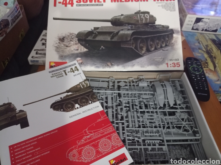 Maquetas: MINIART - T-44 SOBIET MEDIUM TANK. 1/35. 35193 - Foto 2