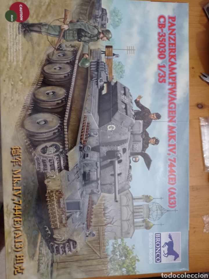 Maquetas: BRONCO - PANZERKAMPFWAGEN MK IV 744 1/35. 35030. - Foto 1