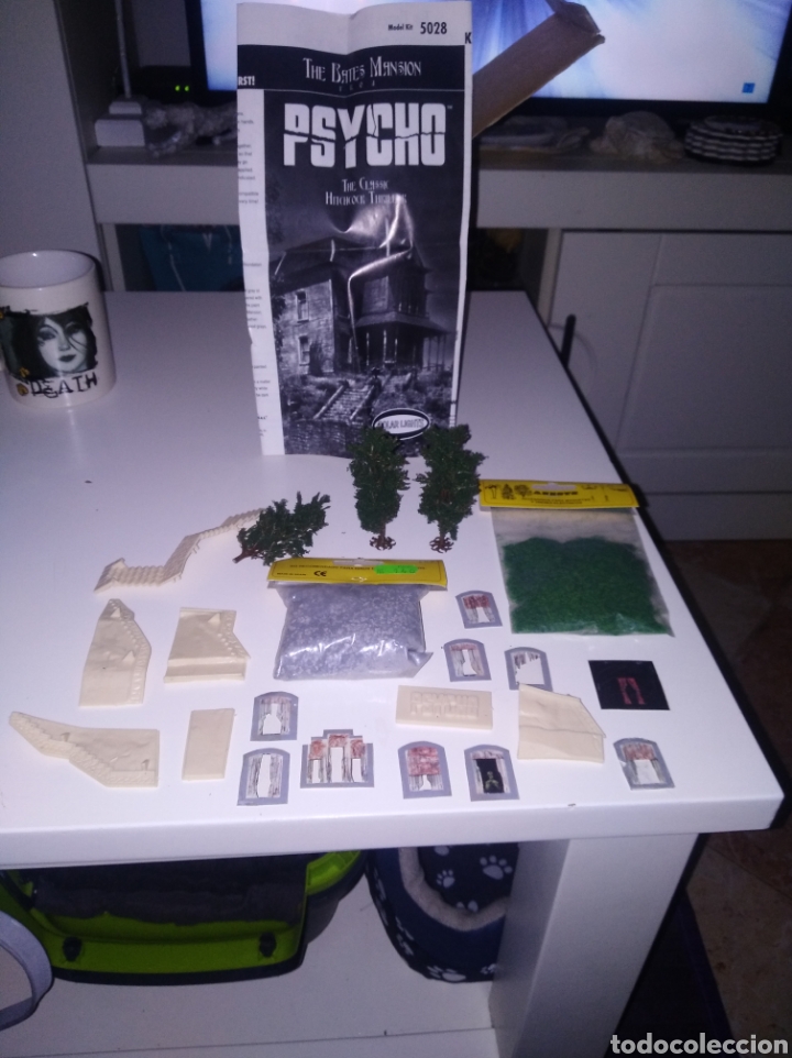 Maquetas: the bates mansion model kit 5028 - Foto 1