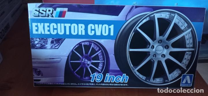 Maquetas: AOSHIMA - LLANTAS Y GOMAS SSR EXECUTOR CV01 19 PULGADAS 1/24 13 - Foto 1