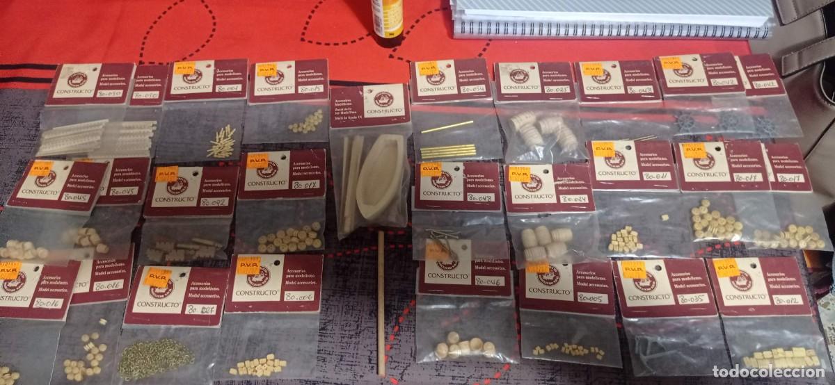 Maquetas: LOTAZO DE PIEZAS PARA MAQUETISMO DE BARCOS - CONSTRUCTO - Foto 1