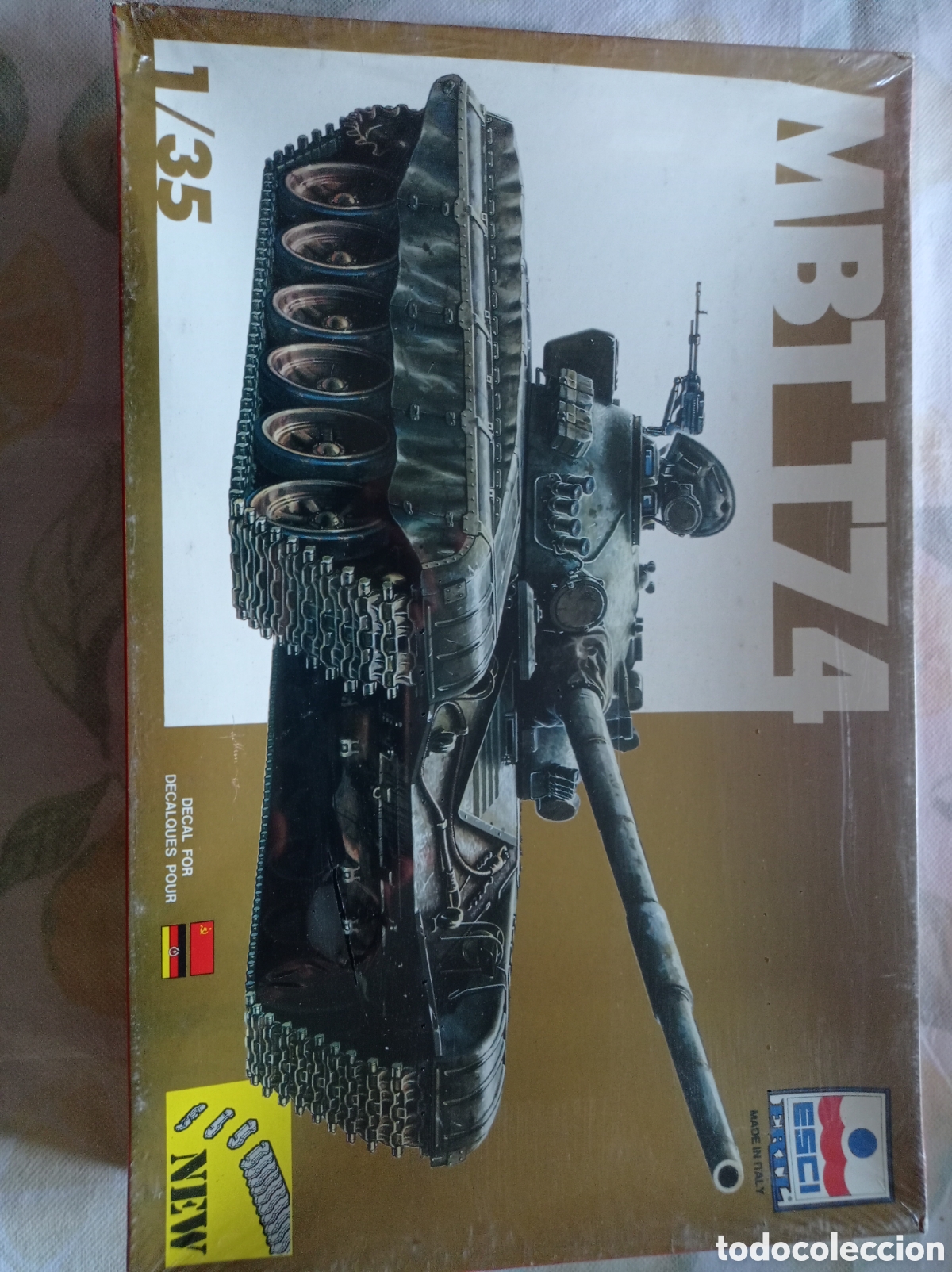 Maquetas: ESCI - MBT T74. 1/35. 5024 - Foto 1