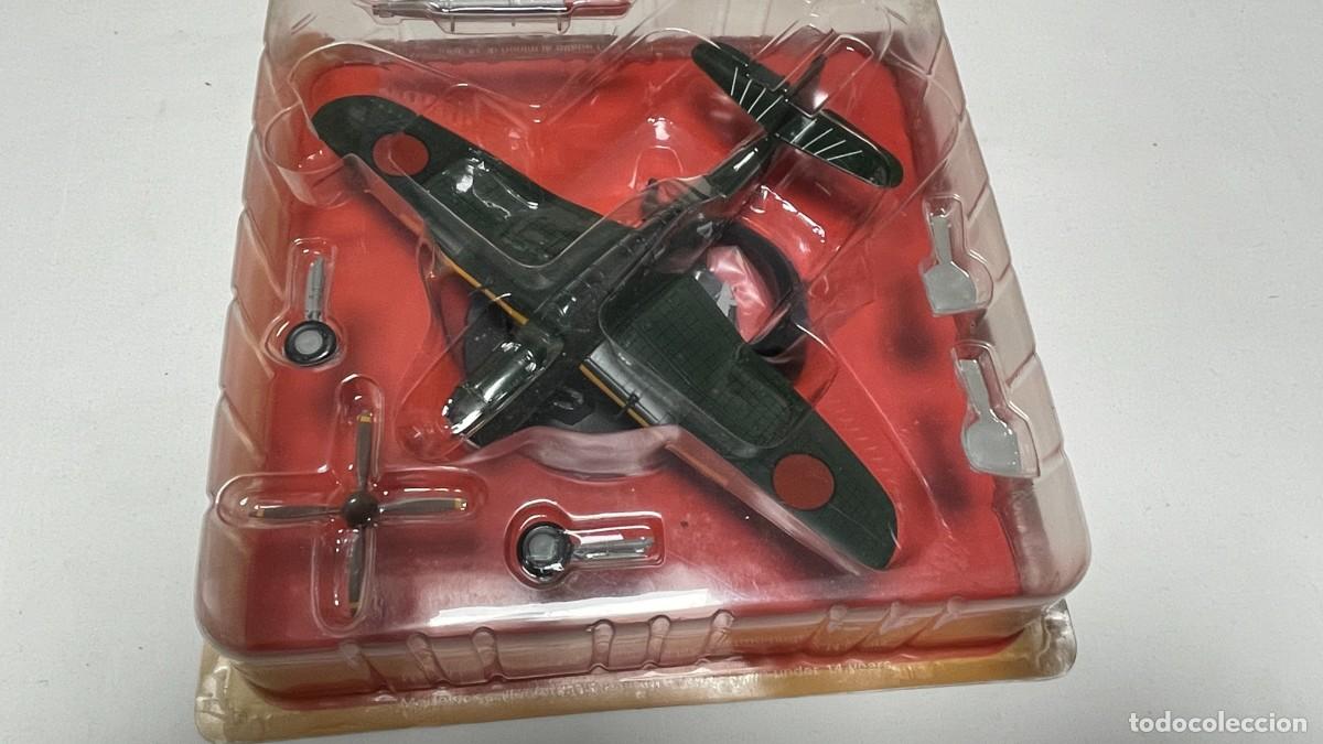 Maquetas: #32 Aichi B7A2 Ryusekai (Japan) en su blister - Foto 1