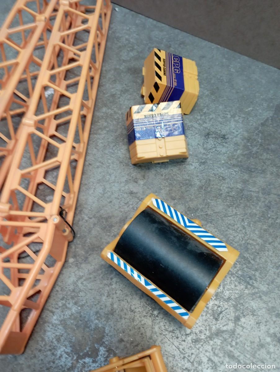 Maquetas: Gr&uacute;a y componentes de maquinaria de construcci&oacute;n. JUG - Foto 4