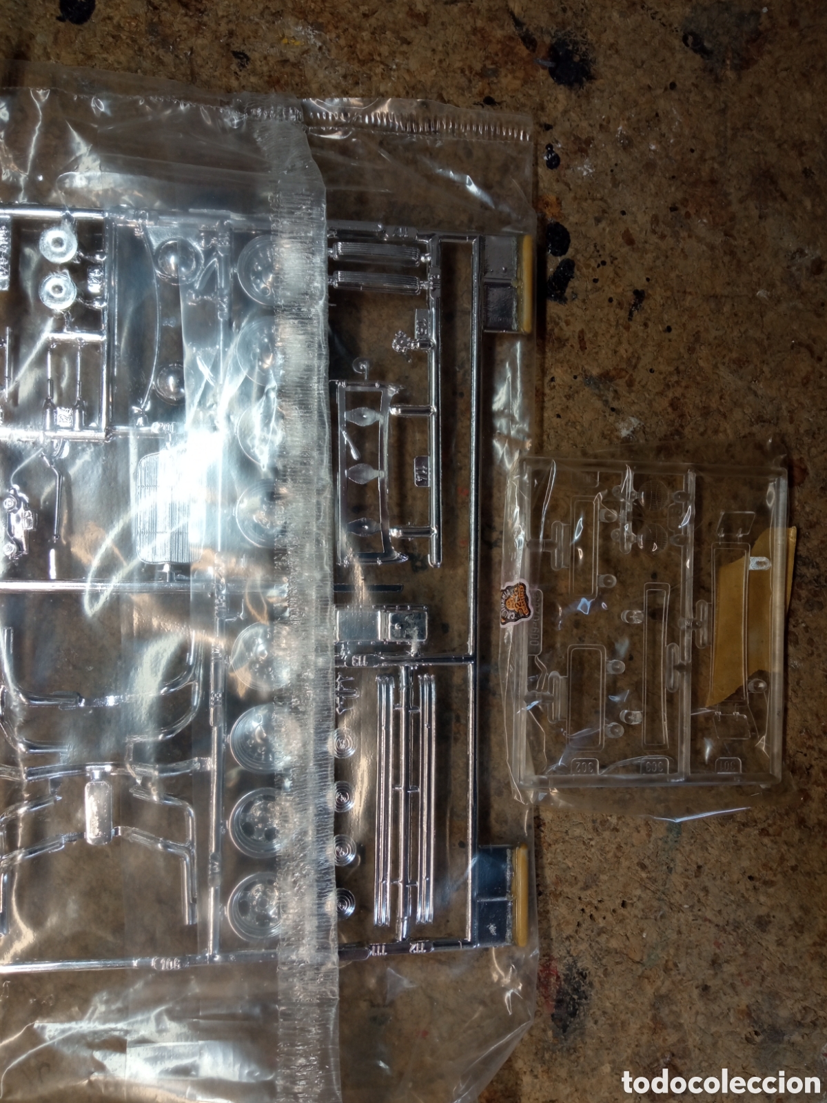 Maquetas: Maqueta Ford Phaeton 1932 - 1/25 AMT - Foto 3