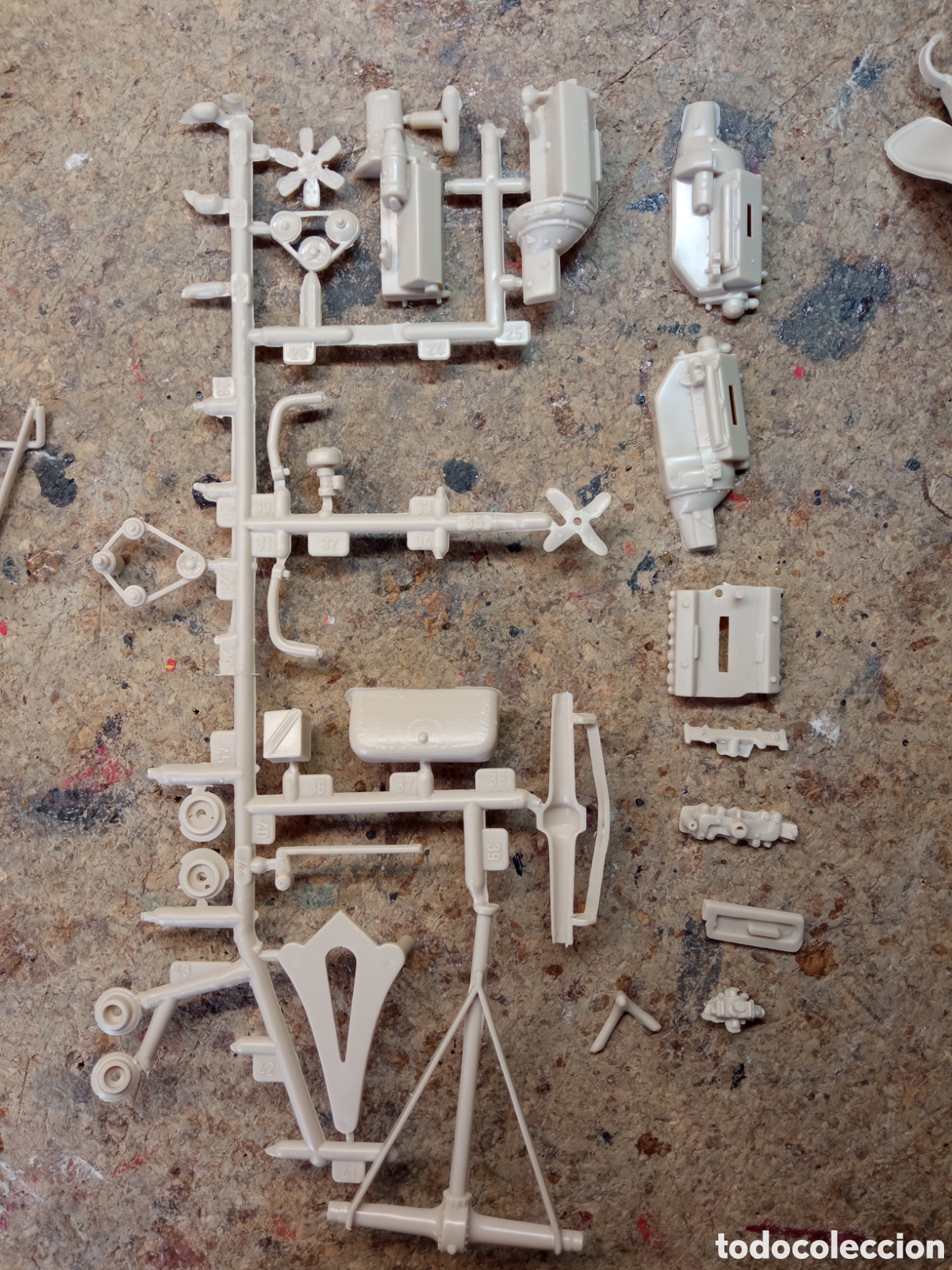 Maquetas: Maqueta Ford Phaeton 1932 - 1/25 AMT - Foto 5