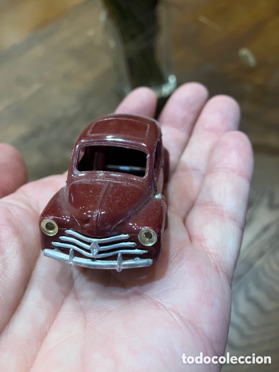Maquetas: 4 cv renault 1/43 antiguo - Foto 1