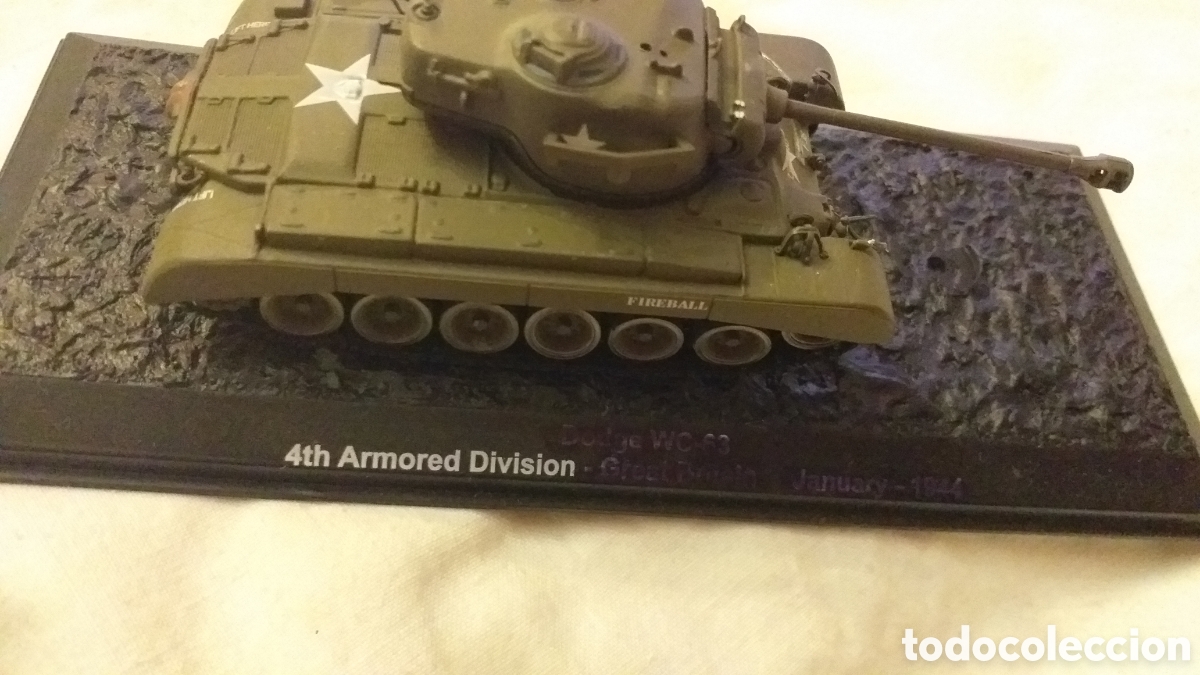 Maquetas: Tanque 4 Armored Divisi&oacute;n (sin caja) - Foto 1