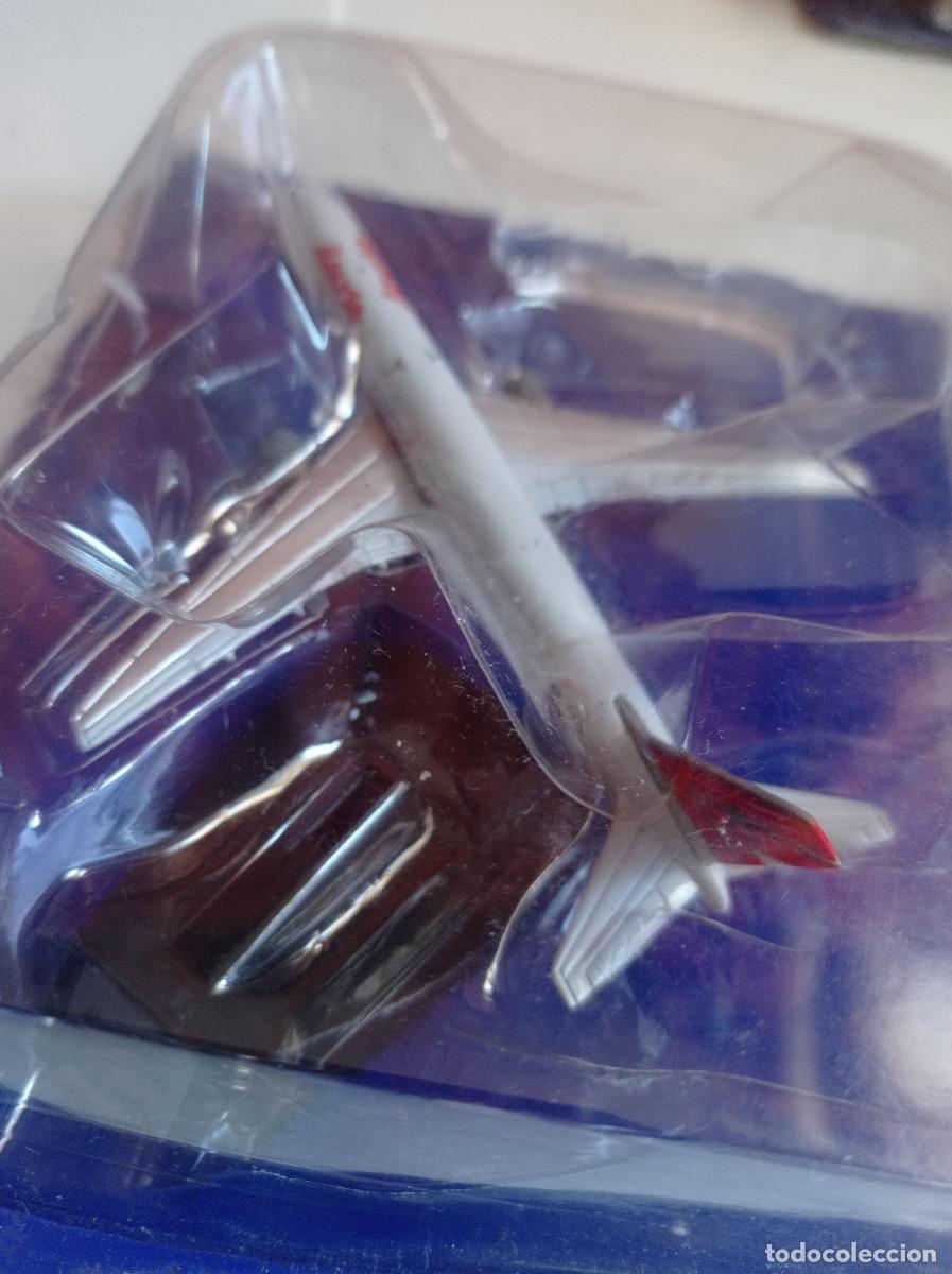 Maquetas: MAQUETA DE BOEING 767-300 LAUDA EN BLISTER - Foto 1