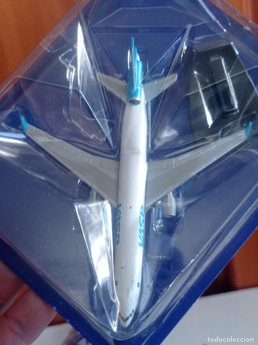 Maquetas: Boeing McDonnell Douglas MD-11 VASP - Foto 2