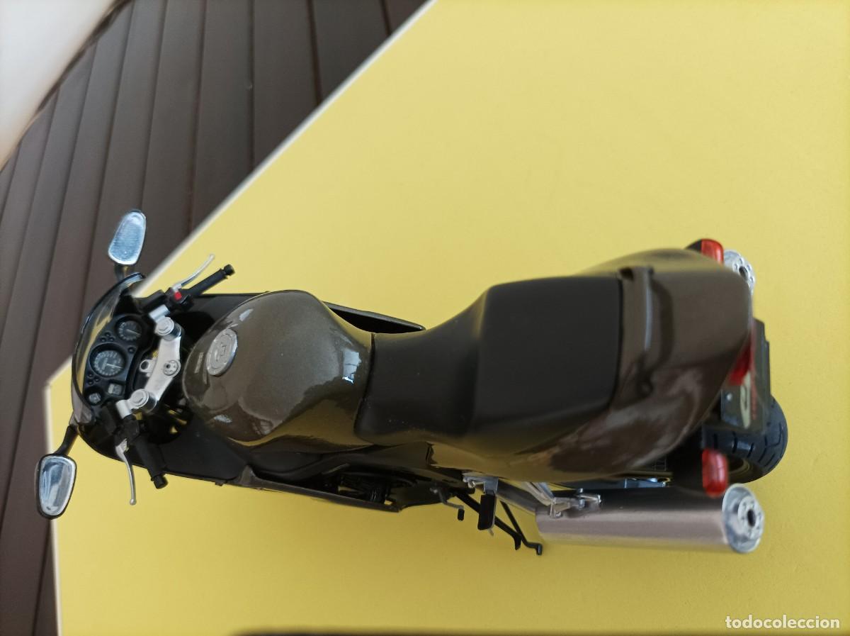 Maquetas: HONDA CBR 1100XX - Foto 3