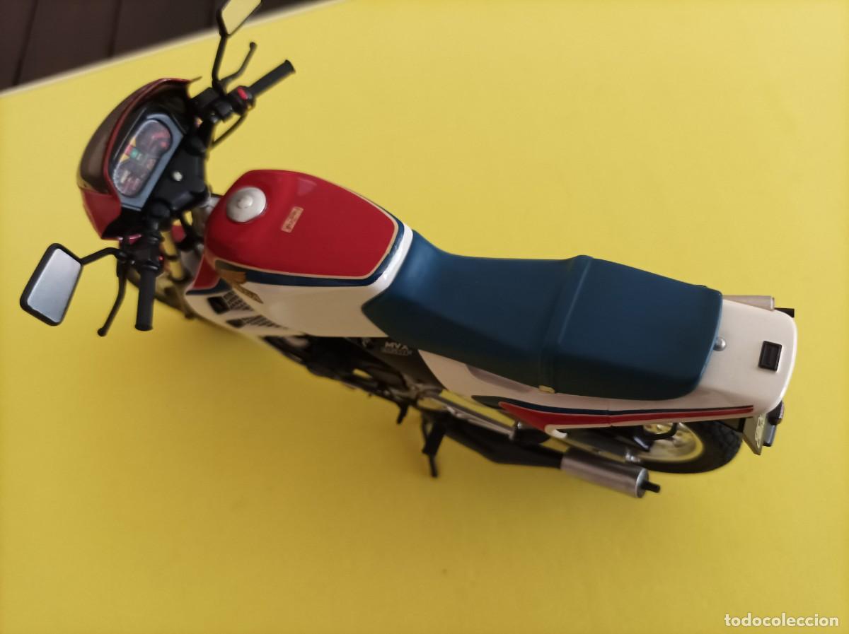 Maquetas: HONDA MVX 250X - Foto 3