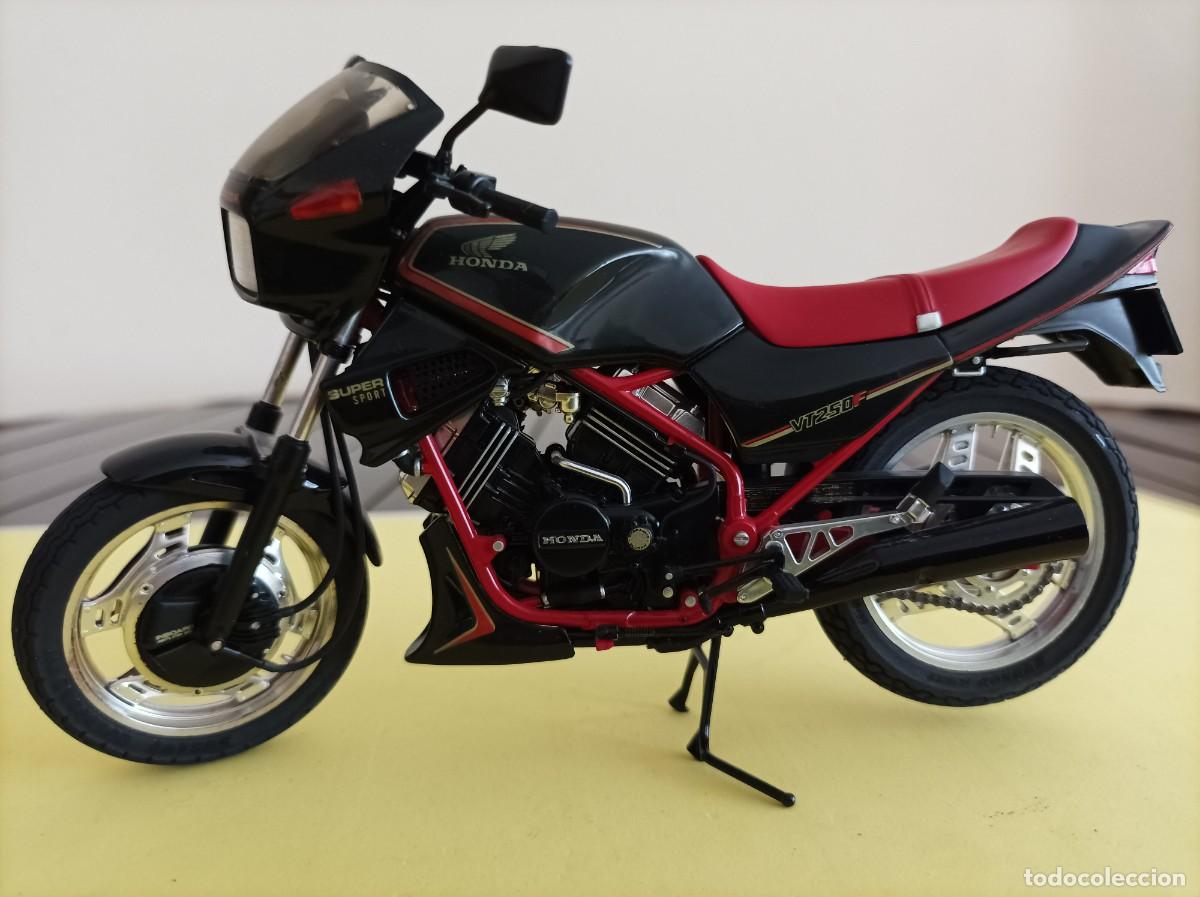 Maquetas: HONDA VT 250F - Foto 1