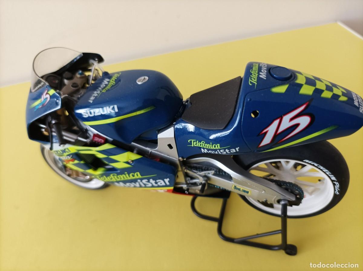 Maquetas: SUZUKI RGV 500 - Sete Gibernau - 2001 - Foto 3