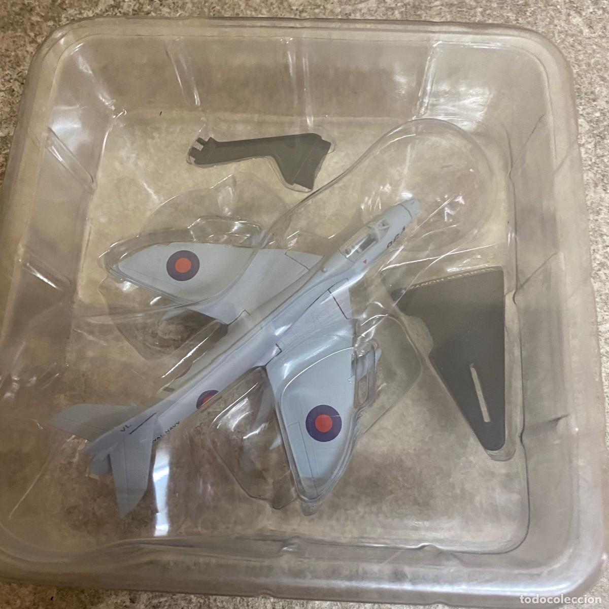 Maquetas: Hawker Hunter Aviones de combate 1:120 - Foto 2