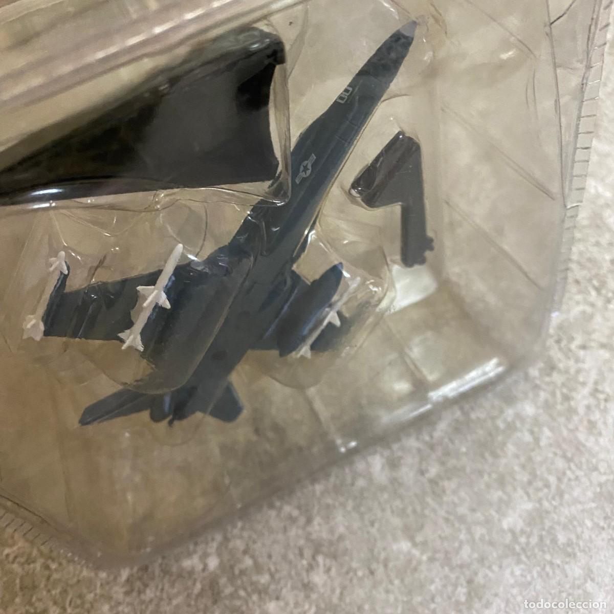Maquetas: F-18 Hornet Aviones de combate 1:150 - Foto 8