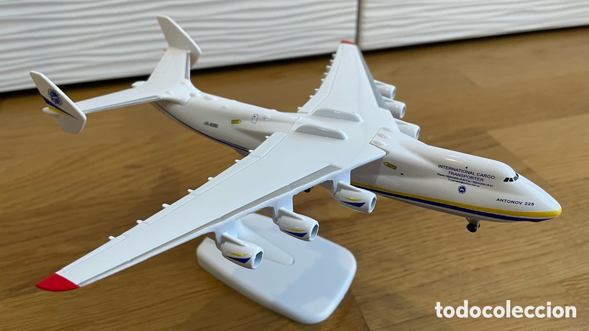 Maquetas: Antonov 225 (1/400) en su blister - Foto 3