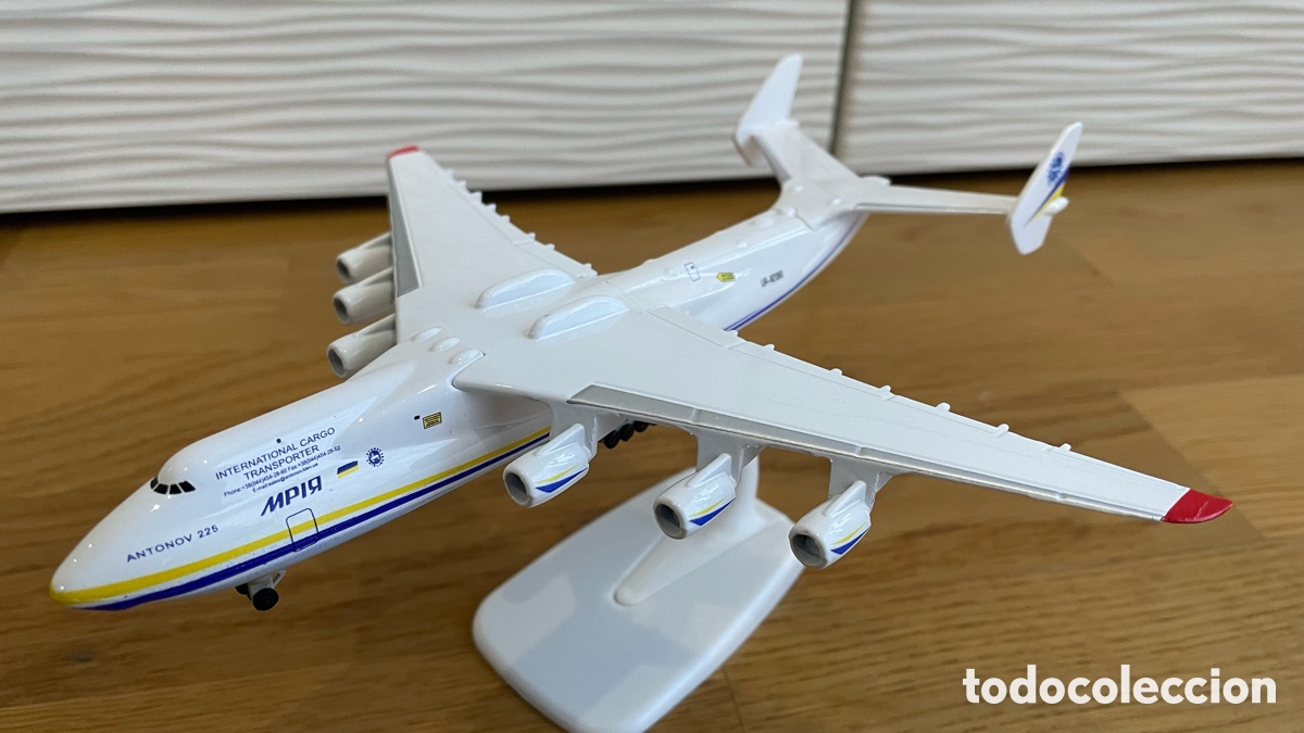 Maquetas: Antonov 225 (1/400) en su blister - Foto 4