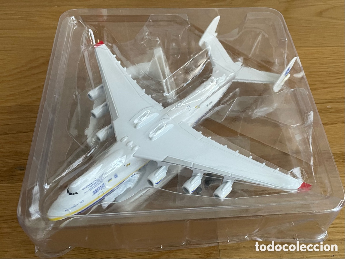 Maquetas: Antonov 225 (1/400) en su blister - Foto 1