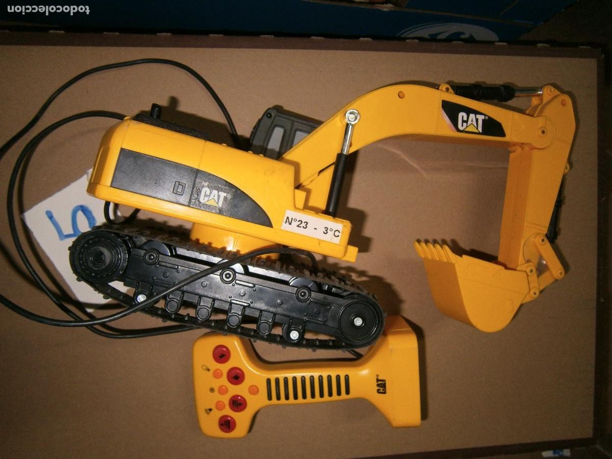 Maquetas: RETROEXCAVADORA CON MANDO GRAN TAMA&Ntilde;O - Foto 1