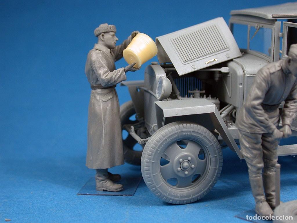 Maquetas: MINIART - RED ARMY DRIVERS 1/35 35144 - Foto 2
