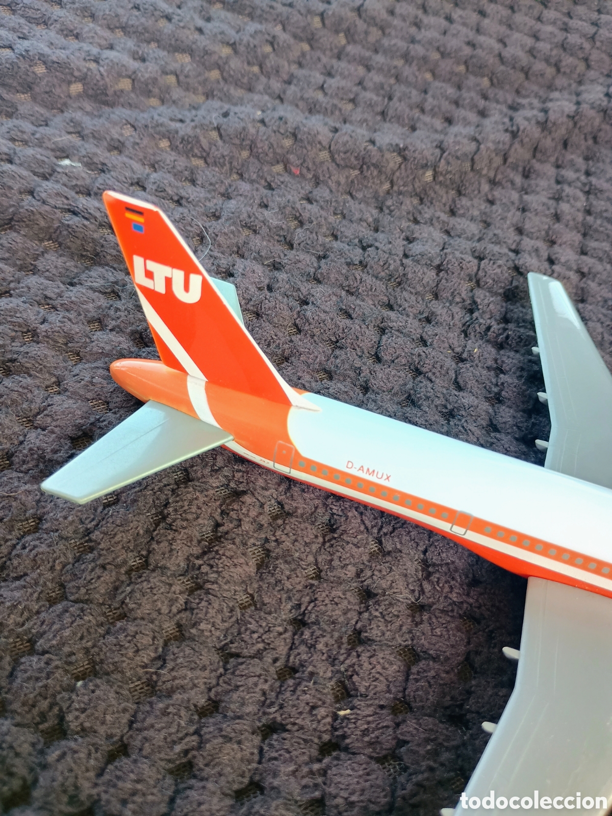 Maquetas: Avi&oacute;n LTU sud pl&aacute;stico - Foto 2
