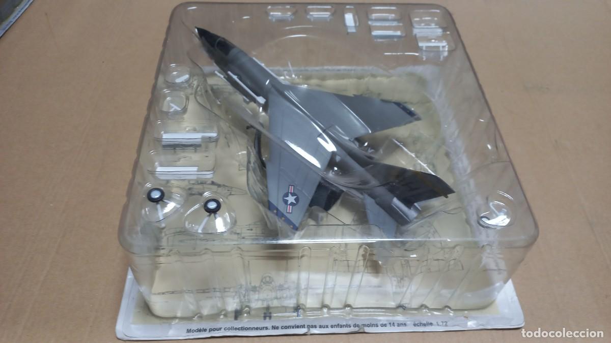 Maquetas: #40 F-8E Crusader (1/72) (en su blister) - Foto 2