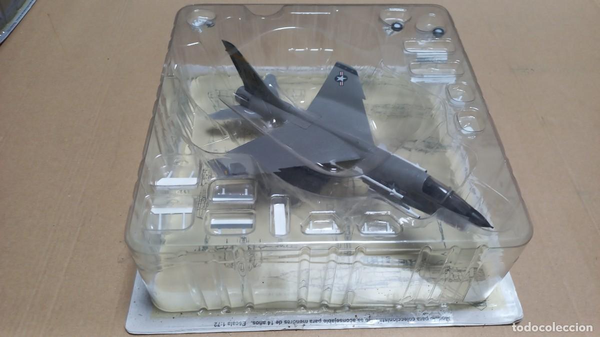 Maquetas: #40 F-8E Crusader (1/72) (en su blister) - Foto 4