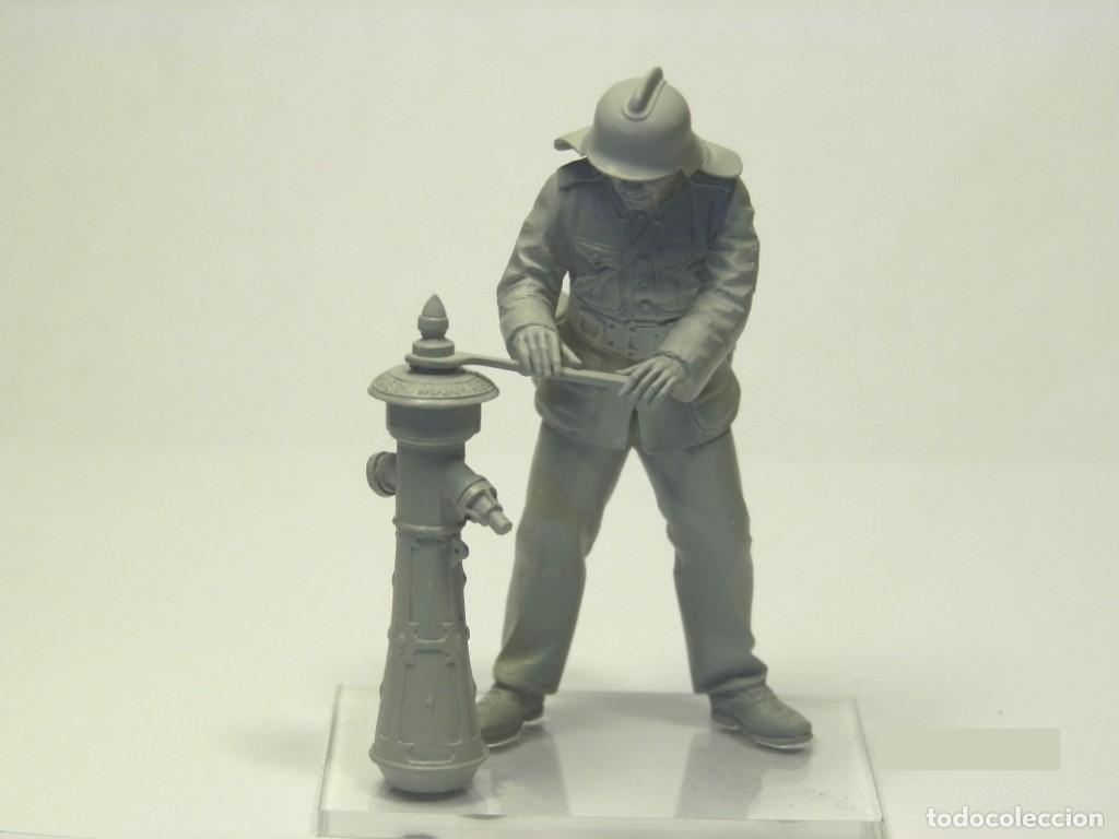 Maquetas: ICM - WWII German Firemen 1/35 35632 - Foto 4