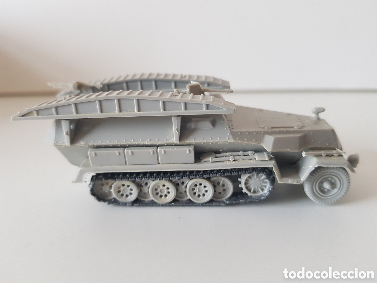 Maquetas: Sdkfz 251/7 Pionerpanzerwagen 1/72 - Foto 3