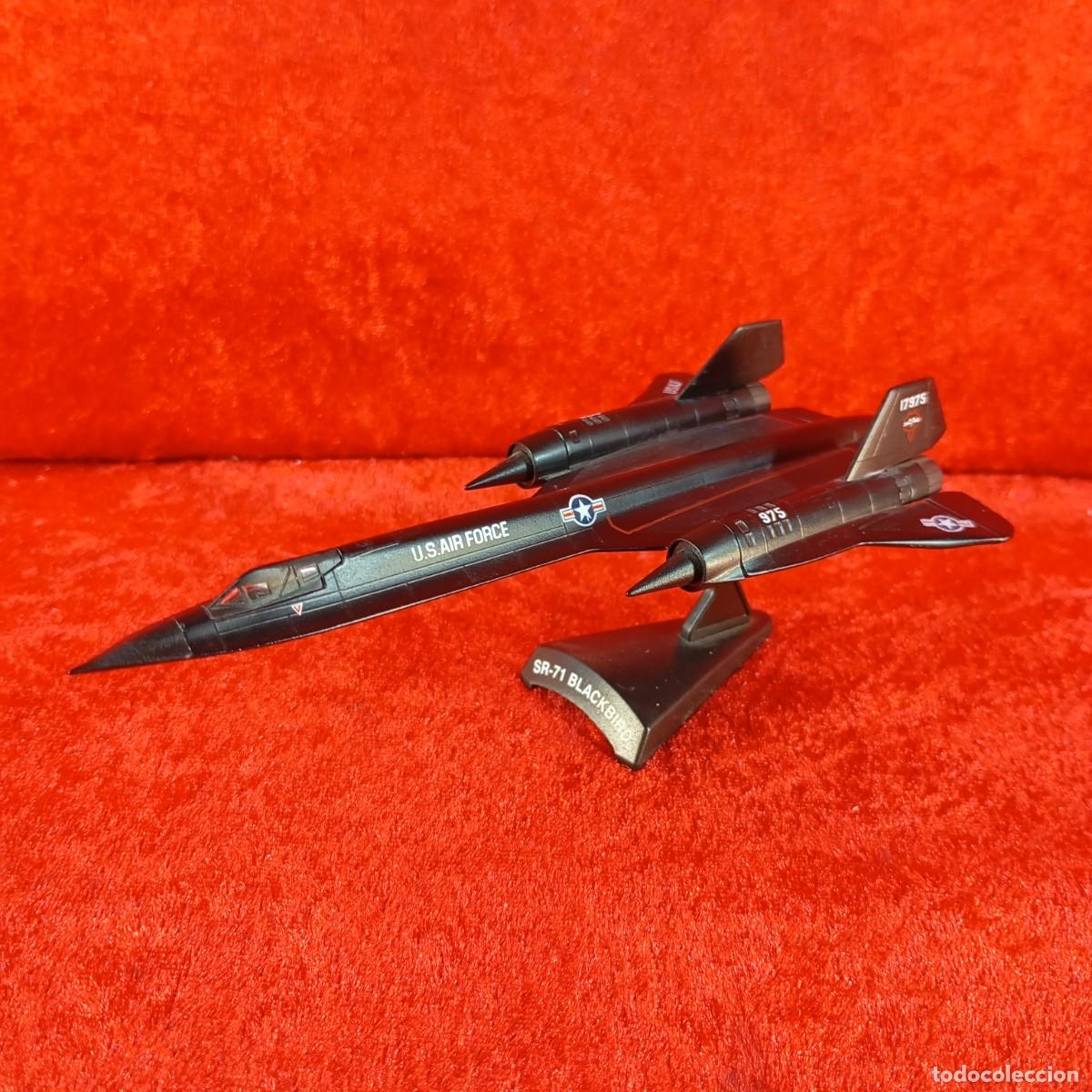 Maquetas: AVION MODELISMO - REF. SR-71 BLACKBIRD - SCALE 1:200 - AVI&Oacute;N DE COMBATE - Foto 2