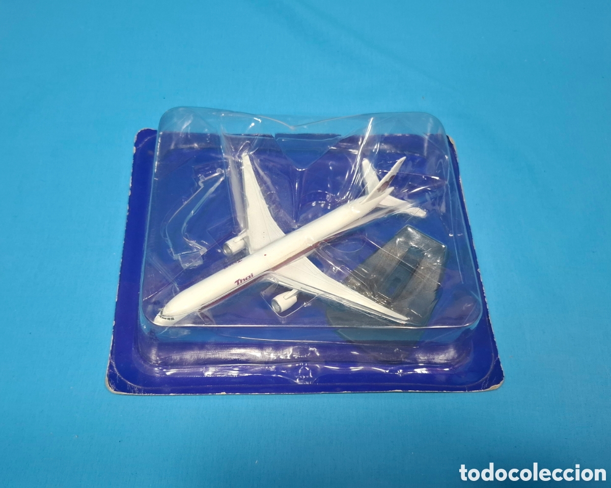 Maquetas: MAQUETA BOEING 777-300 THAI - Foto 4