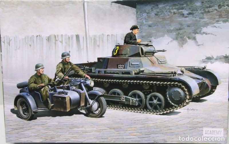 Maquetas: Maqueta carro Panzer I ausf. B & motocicleta & figuras, ref. 13556, 1/35, Academy