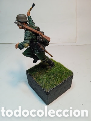 Maquetas: FIGURA DIVISI&Oacute;N AZUL-EL GURIPA 1941 - Foto 3