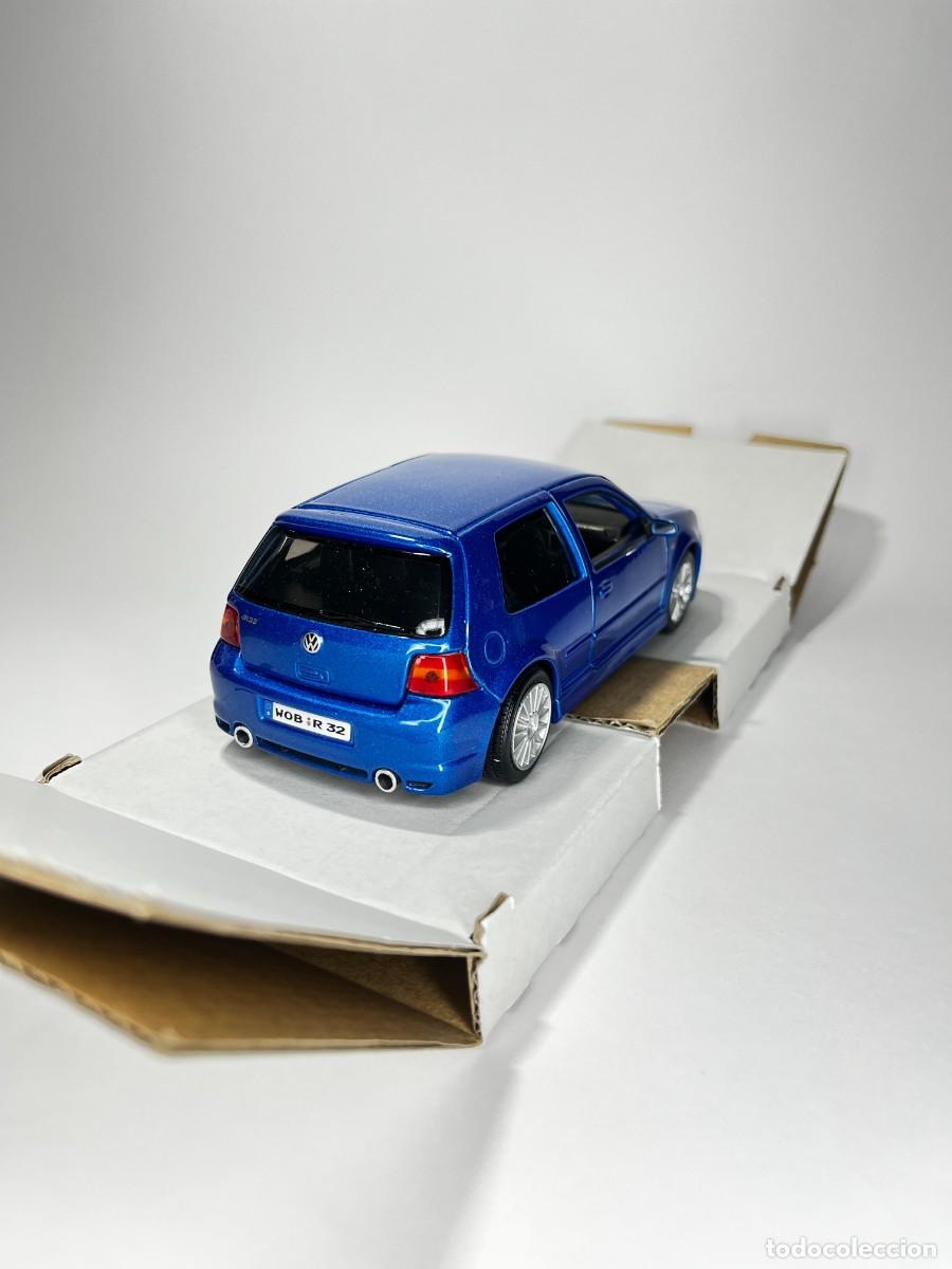 Maquetas: Volkswagen Golf R32 1/24 Maisto - Foto 9