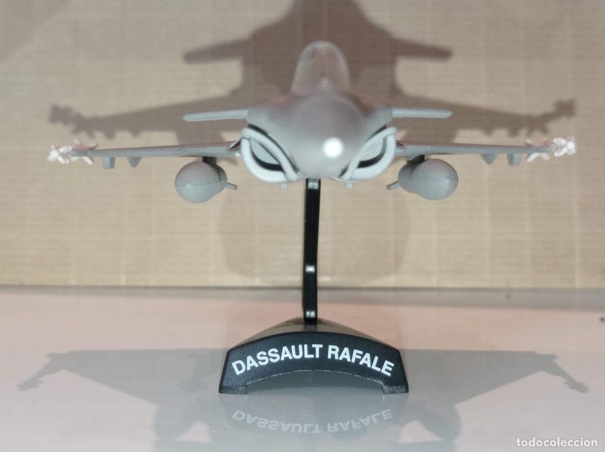Maquetas: AVI&Oacute;N DE COMBATE DASSAULT RAFALE ESCALA 1:120 - Foto 3