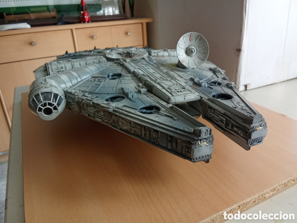Maquetas: HALCON MILENARIO / MILLENIUM FALCON ERTL - Foto 1