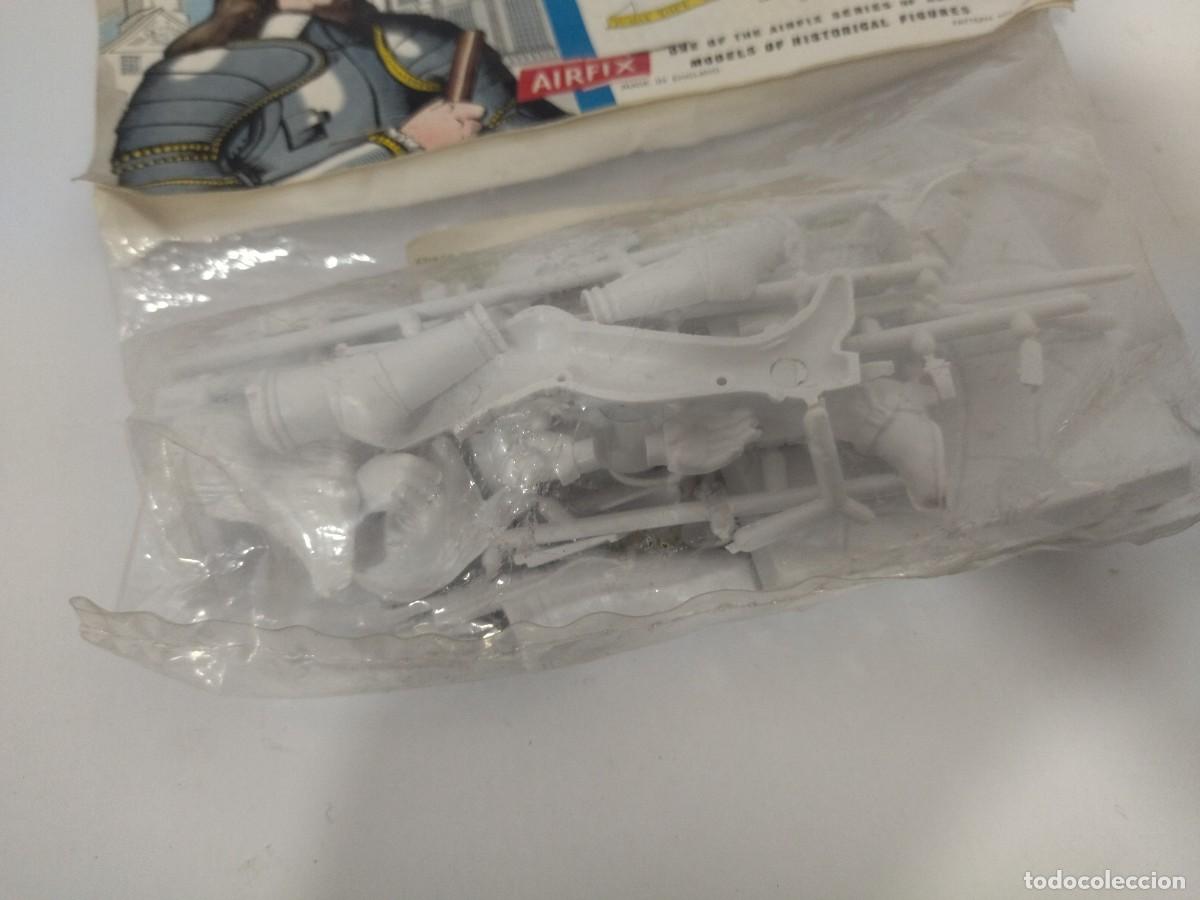 Maquetas: Charles I model de 6 pulgadas de Airfix primer modelo. Nuevo - Foto 3