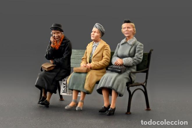 Maquetas: MINIART - German Sitting Civilians 30-40s 1/35 38006 - Foto 3
