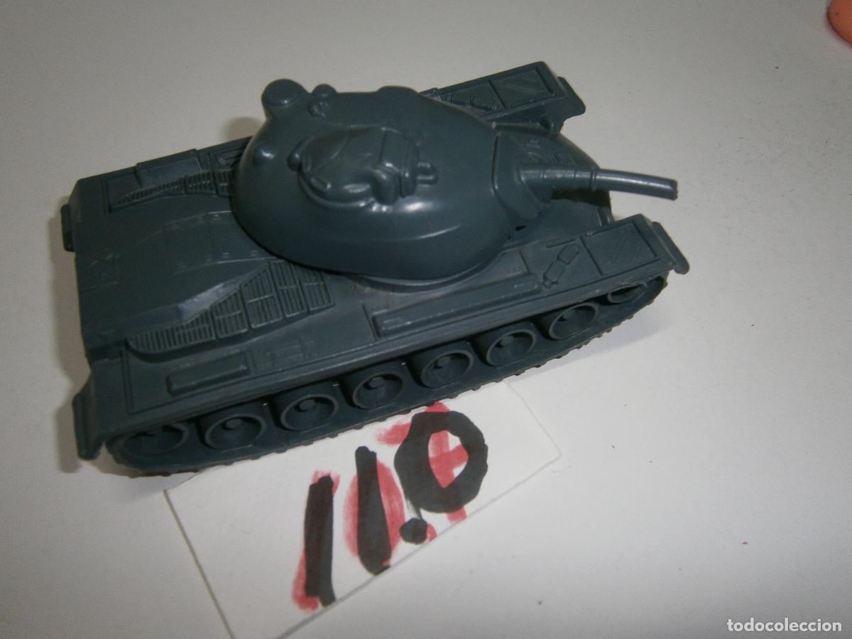 Maquetas: TANQUE - VEHICULO MILITAR CON ARMAMENTO - Foto 1