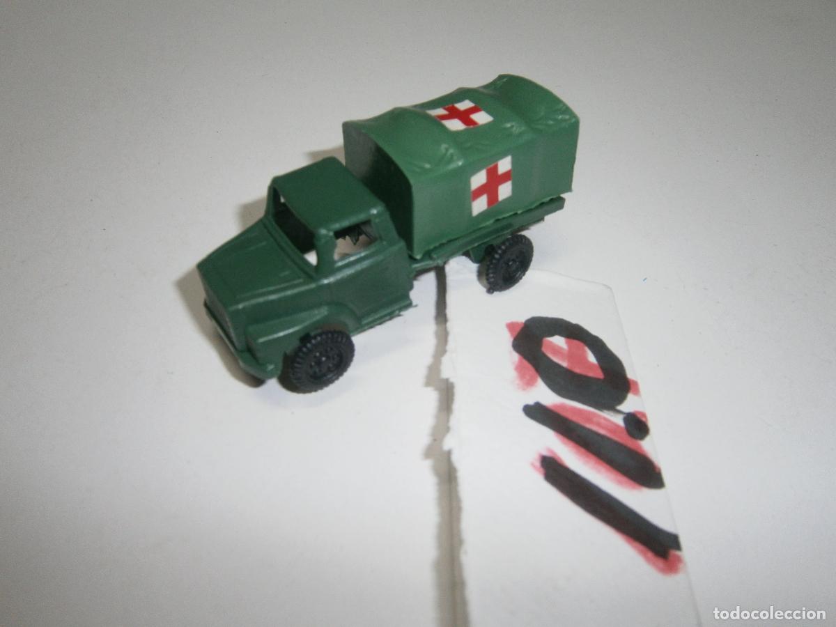 Maquetas: CAMION CRUZ ROJA - VEHICULO MILITAR - Foto 1