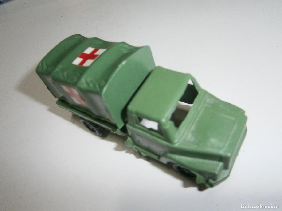 Maquetas: CAMION CRUZ ROJA - VEHICULO MILITAR - Foto 1